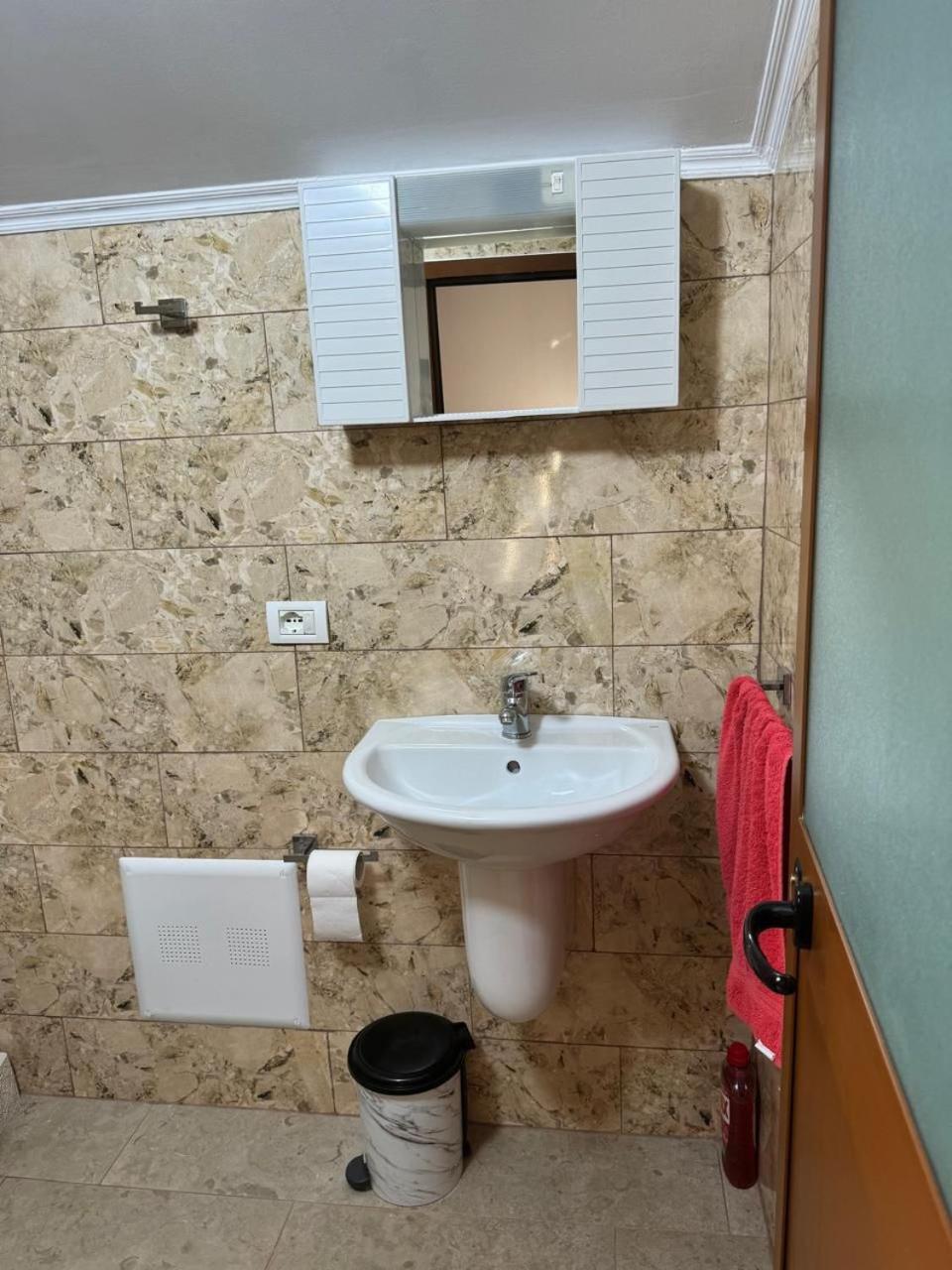 Villa Zefi Rrenc Shkodër Exterior foto